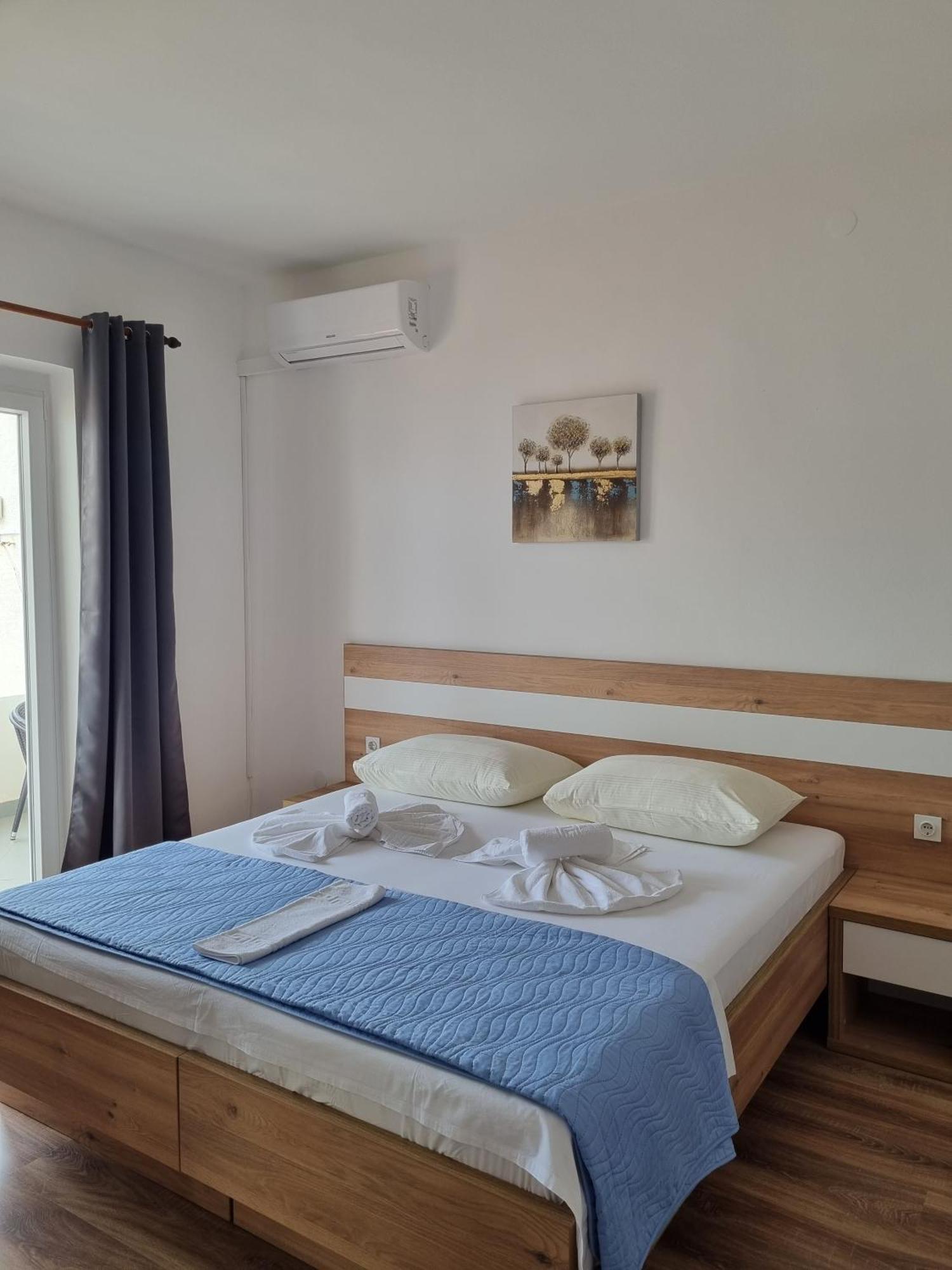Bed And Breakfast Miramar Стариград-Пакленица Екстериор снимка